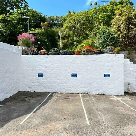 Luxury Modern Suite In Marazion With Parking Exterior photo