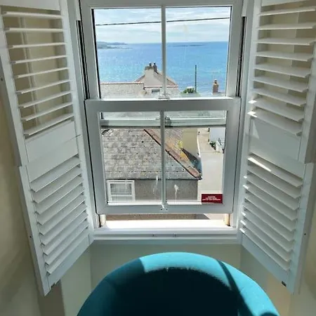 Luxury Modern Suite In Marazion With Parking Exterior photo