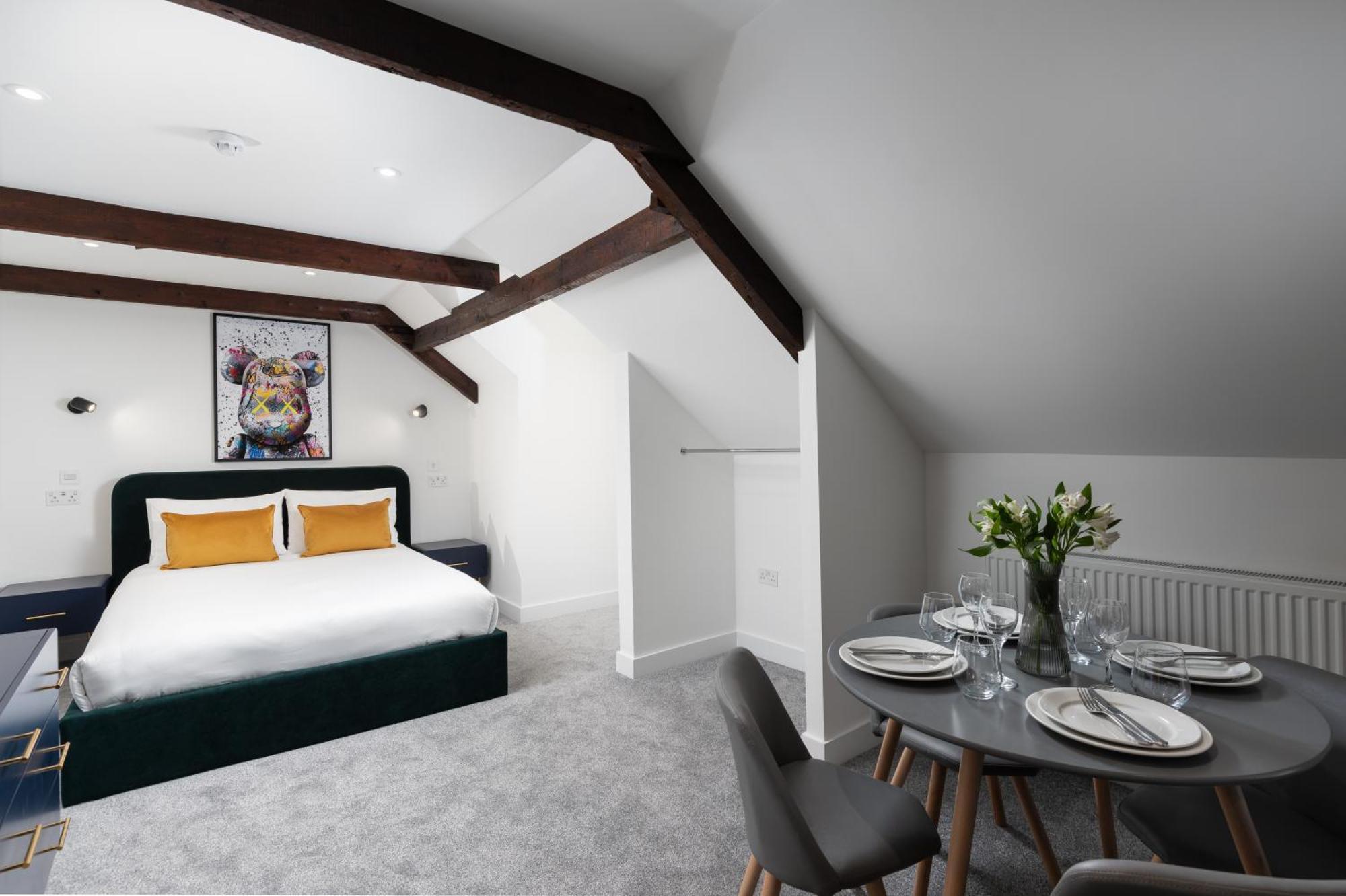 Apartment Luxury Modern In With Parking